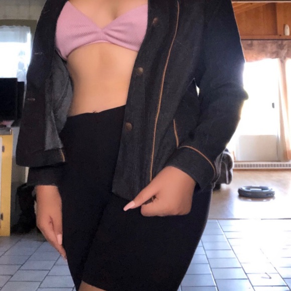 Vintage Oversized Denim Jacket with gold details💫 - Picture 5 of 5